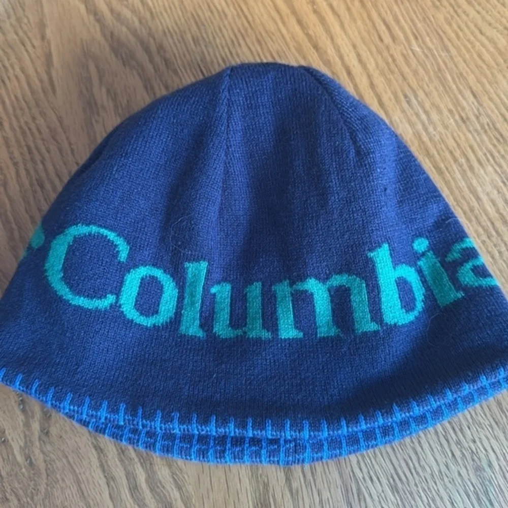 Columbia Blue and Green Plaid Beanie hat‎ youth l/xl